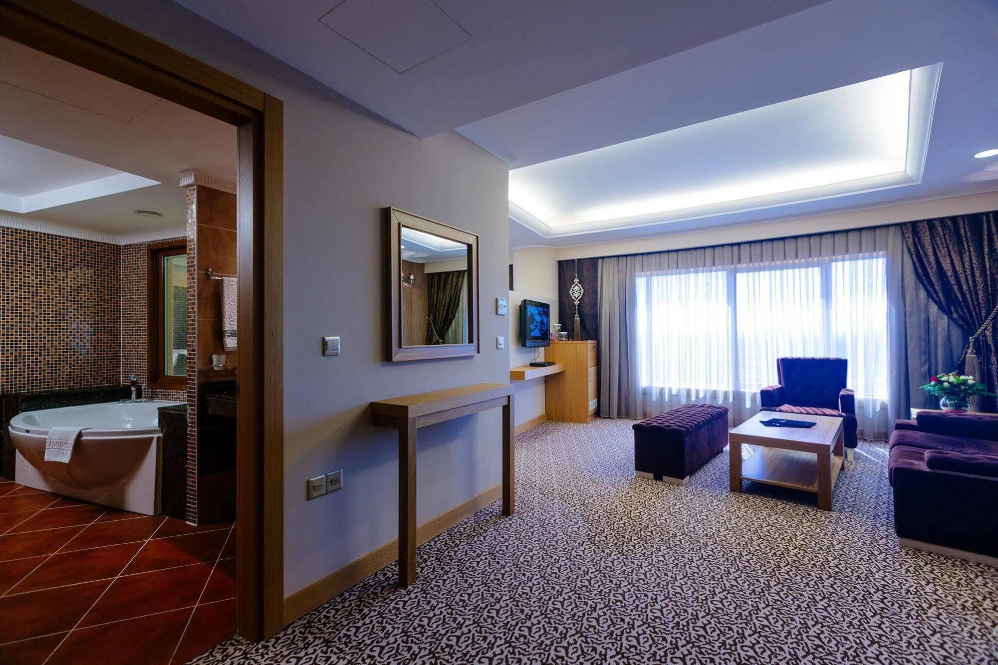 Grand Pasha Luxury Central Nicosia Hotel & Casino Zewnętrze zdjęcie